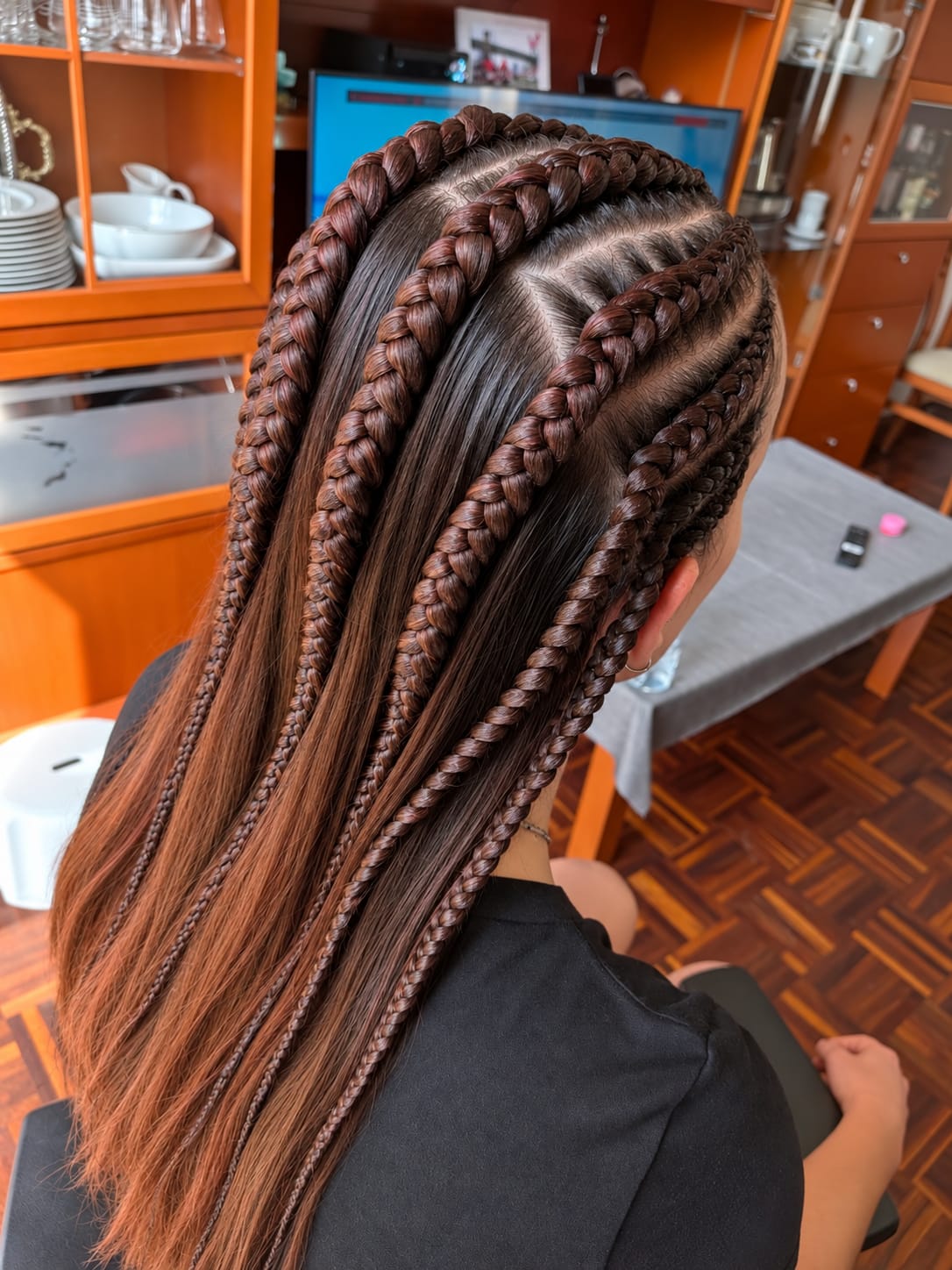 Trenzas Fulani: el estilo africano con ornamentos y diseños geométricos en Bilbao a domicilio en Bilbao — Olon trenzas africanas